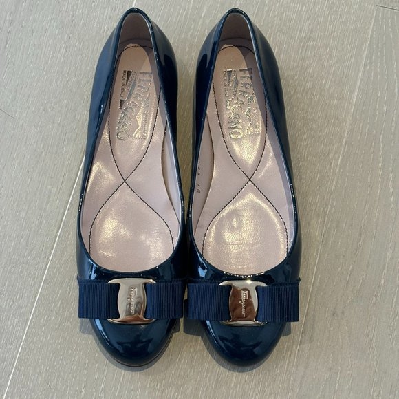 Salvatore Ferragamo Navy Varina Ballet flats size 5.5 - Picture 4 of 8